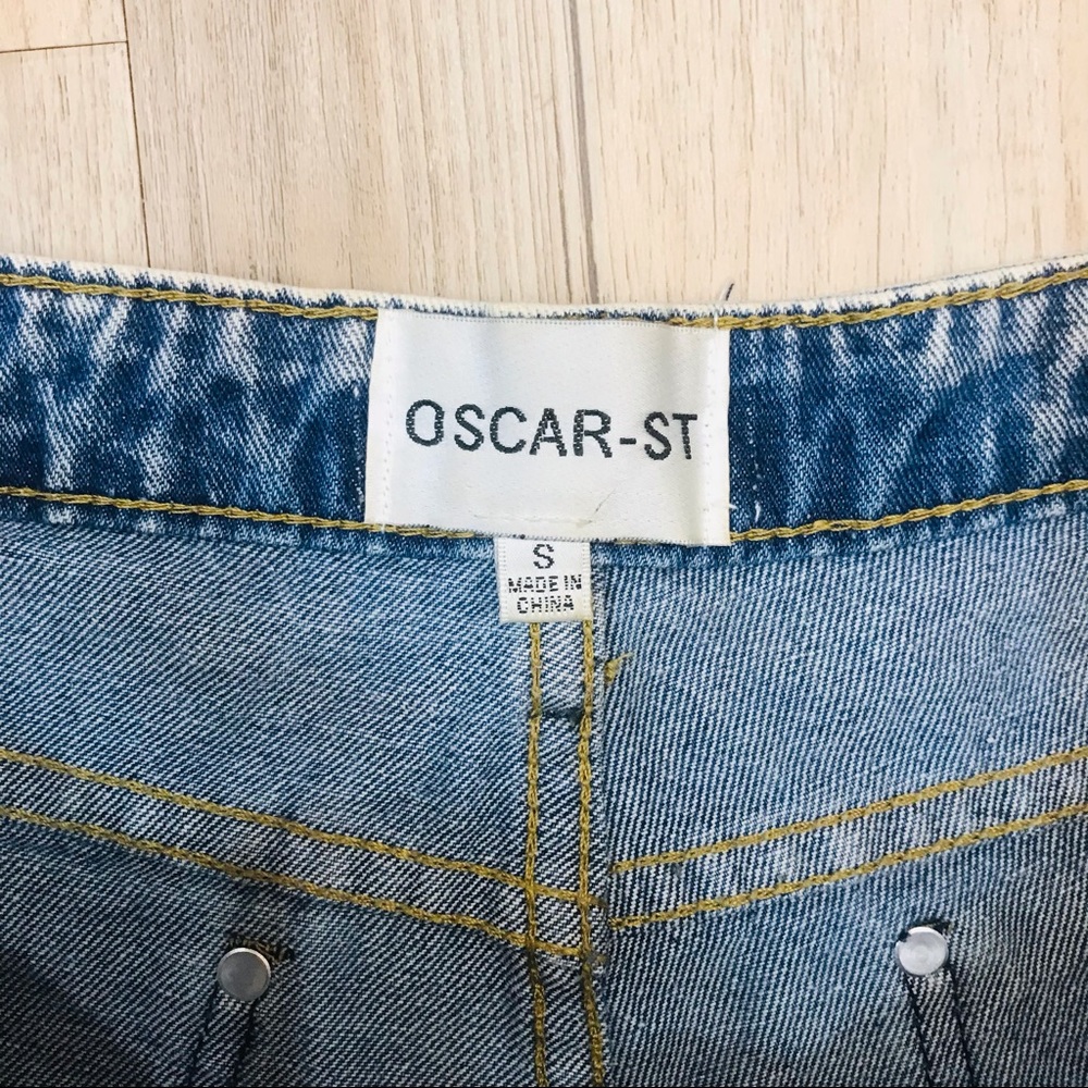 Oscar St boutique denim frayed jean shorts sz small - Picture 3 of 6